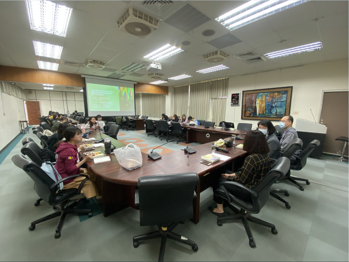 109學年檢討會議圖片